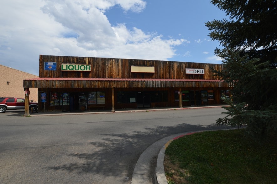 More Photos Of 800-810 N Main St, Gunnison Storefront Retail Office For Lease