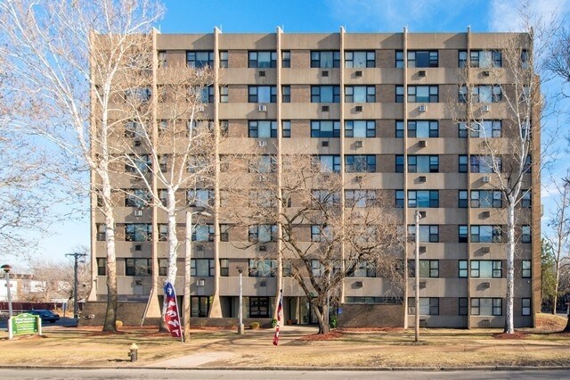More Photos Of 1600-1610 N Kingshighway Blvd, Saint Louis Apartments For Sale