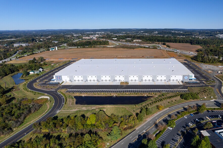 More Photos Of 1130 N Pottstown Pike, Exton Distribution For Lease