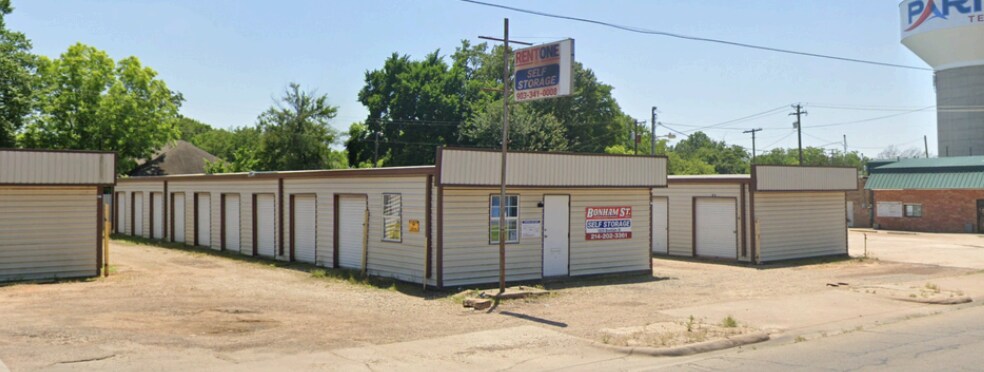More Photos Of 1825 Bonham St, Paris Self Storage For Sale