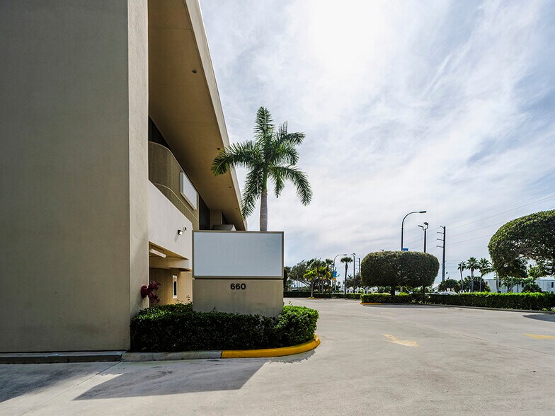 More Photos Of 660 US 1 Hwy, North Palm Beach Office For Sale
