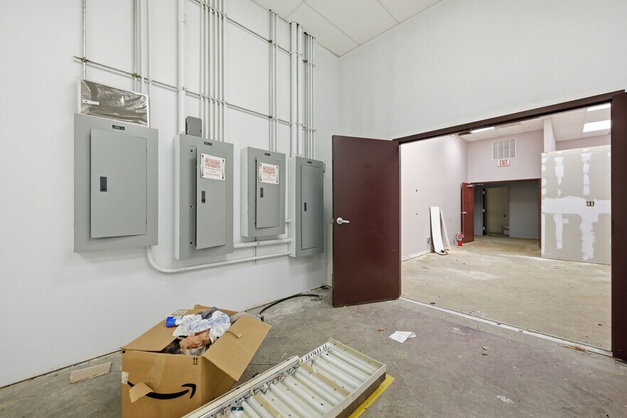 More Photos Of 433 SW 10th St, Ocala Medical For Sale
