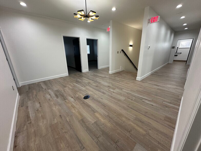 More Photos Of 15128 Traditions Blvd, Edmond Office For Lease