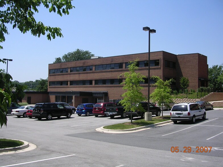 More Photos Of 6911 Laurel Bowie Rd, Bowie Medical For Lease