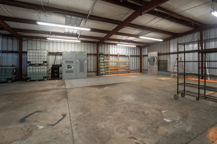 More Photos Of 78 Masters Dr, Saint Augustine Warehouse For Lease