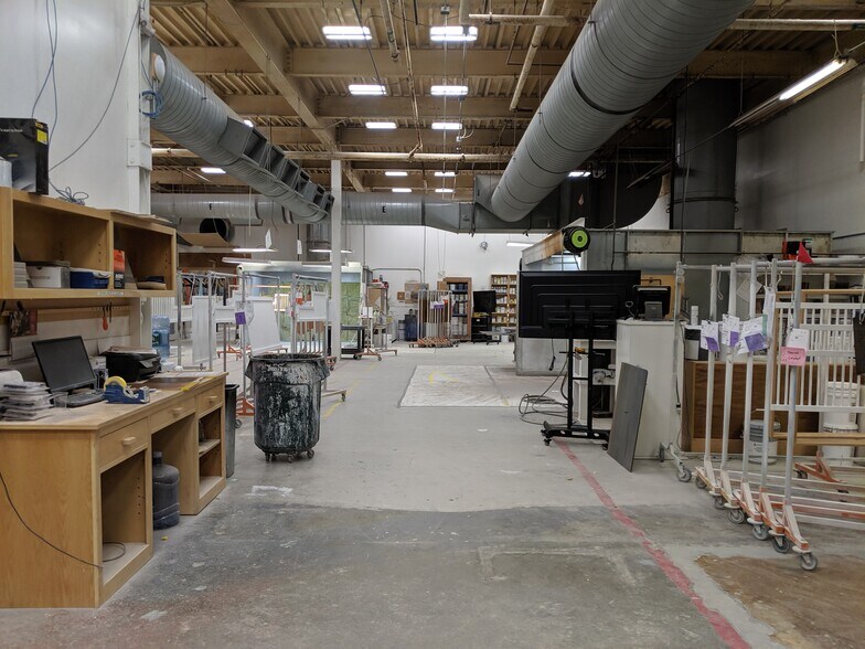 More Photos Of 100 Lawton St, Torrington Manufacturing For Lease