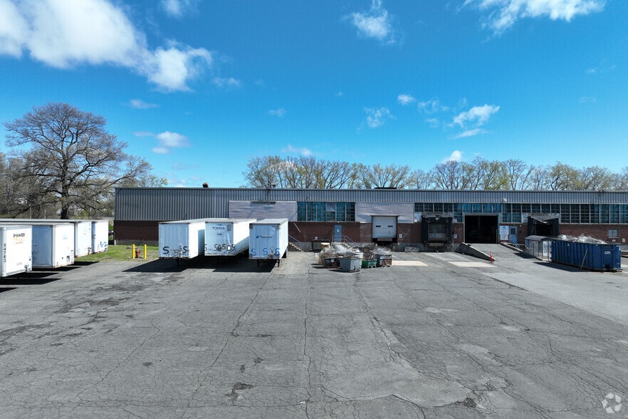 More Photos Of 136 Fuller Rd, Albany Warehouse For Sale