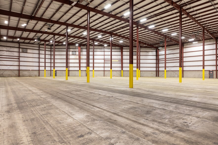More Photos Of 70 Portland Rd, West Conshohocken Warehouse For Lease