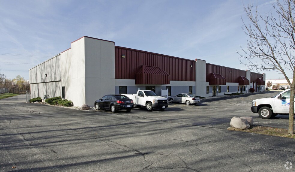 Primary Photo Of 7701-7715 N 67th St, Milwaukee Light Manufacturing For Lease