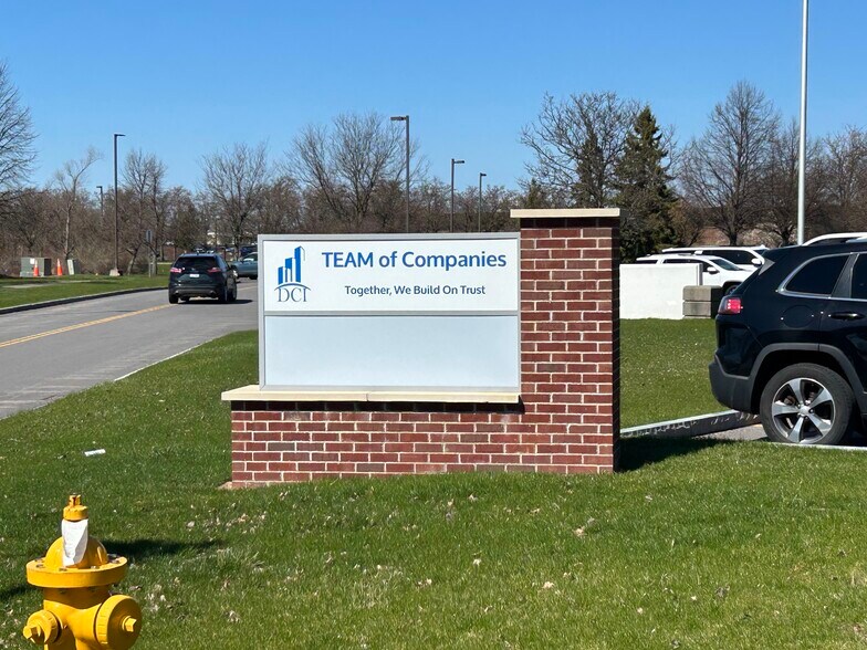 More Photos Of 120 Marina Dr, Rochester Office For Sale