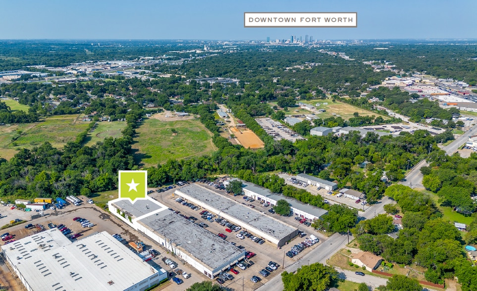More Photos Of 5520 Midway Rd, Haltom City Warehouse For Lease