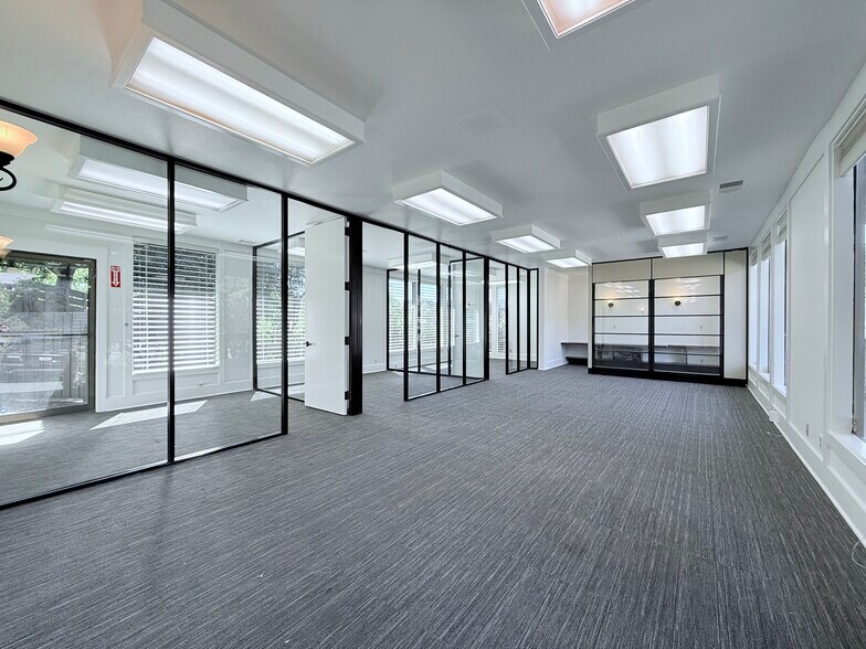 More Photos Of 110 Tiburon Blvd, Mill Valley Office For Lease