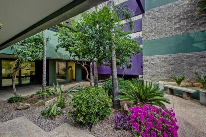 More Photos Of 7633 E Acoma Dr, Scottsdale Office For Lease
