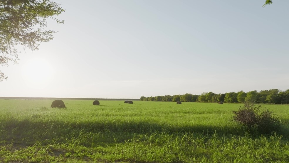 More Photos Of 2600 State Highway 71, Cedar Creek Land For Sale