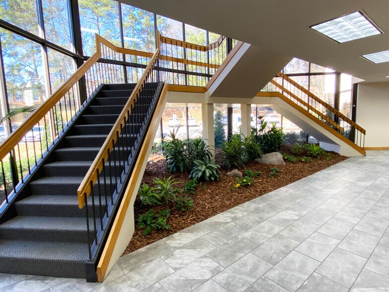 More Photos Of 4917 Waters Edge Dr, Raleigh Office For Lease