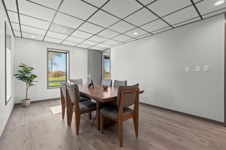 More Photos Of 502 W Markey Rd, Belton Medical For Sale