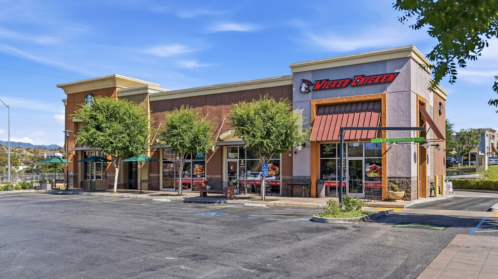 More Photos Of 26571-26583 Golden Valley Rd, Santa Clarita Restaurant For Sale