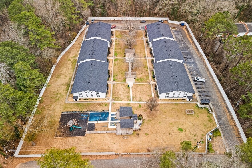 More Photos Of 3164 Cushman Cir SW, Atlanta Apartments For Sale