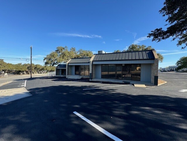 Primary Photo Of 11901 Warfield St, San Antonio Light Manufacturing For Sale