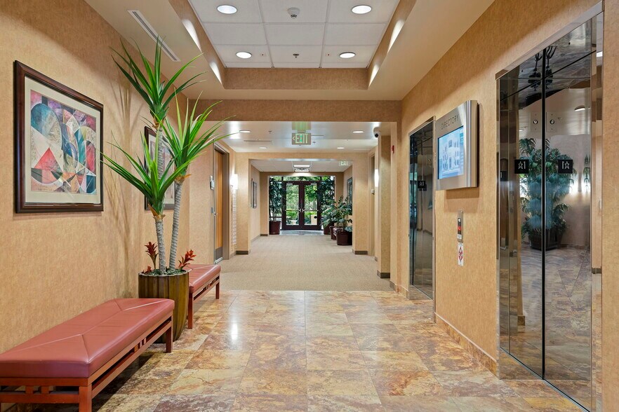 More Photos Of 5470 Kietzke Ln, Reno Office For Lease