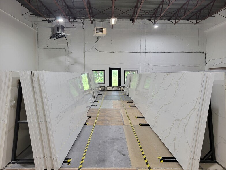 More Photos Of 1641 E Marlton Pike, Cherry Hill Showroom For Lease