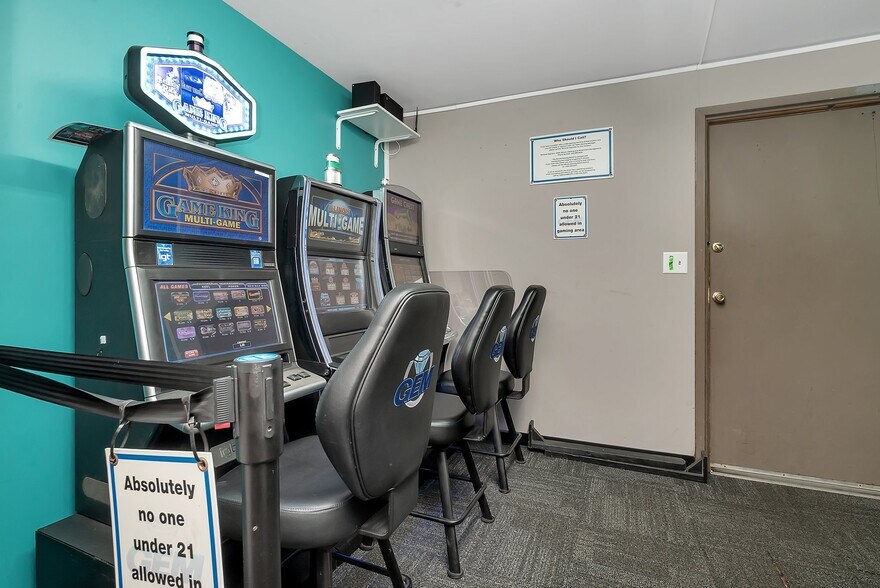 More Photos Of 120 Depot St, Gardner Storefront Retail Residential For Sale