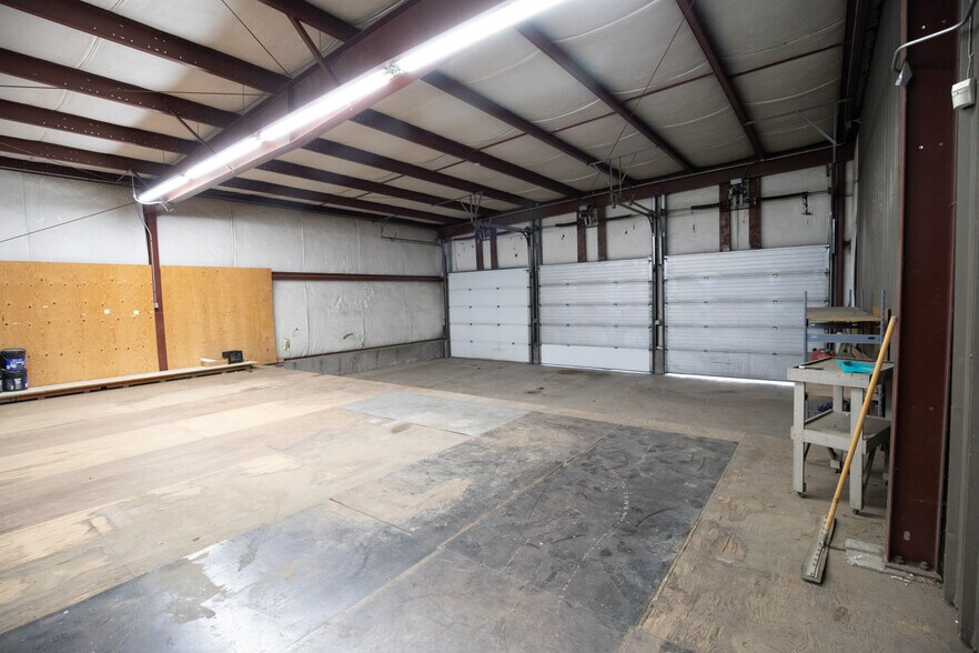 More Photos Of 1924 North Ave W, Missoula Warehouse For Sale