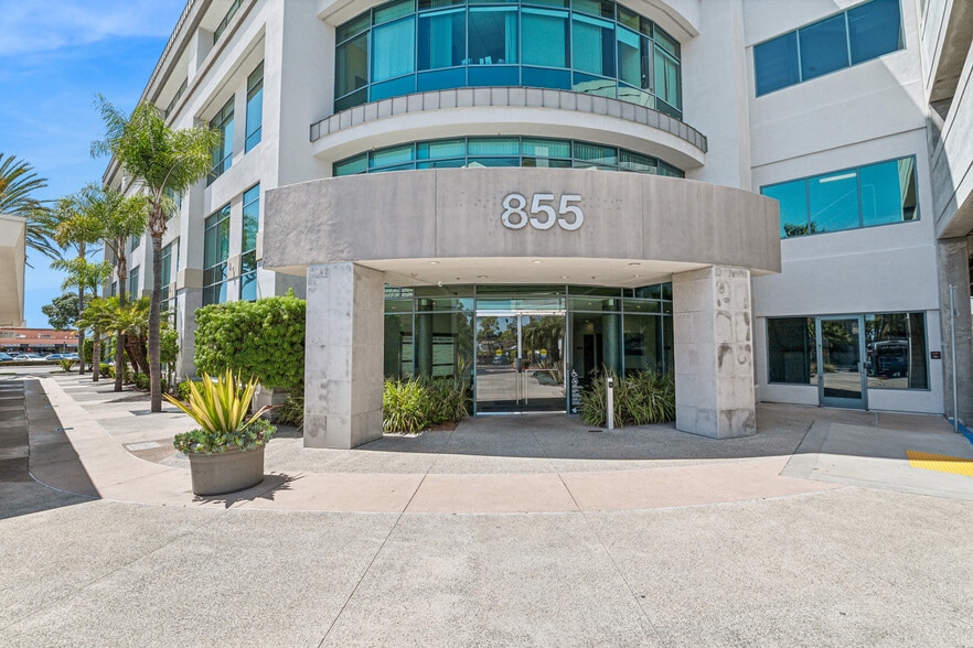More Photos Of 855 3rd Ave, Chula Vista Medical For Lease