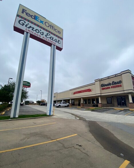 More Photos Of 1350 E Copeland Rd, Arlington Freestanding For Lease
