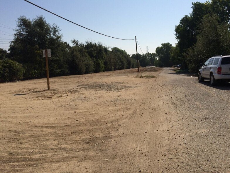 More Photos Of 1021 Howe Ave, Sacramento Land For Lease