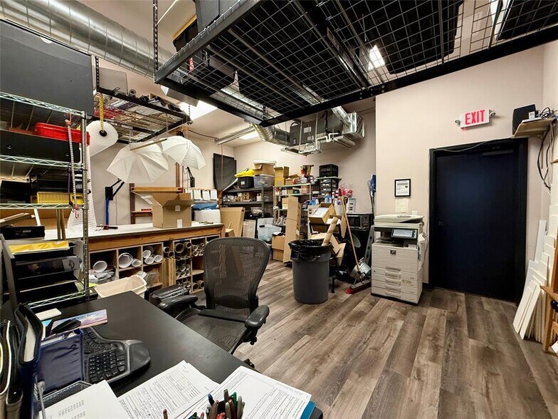 More Photos Of 206 Lupfer Ave, Whitefish Office For Sale