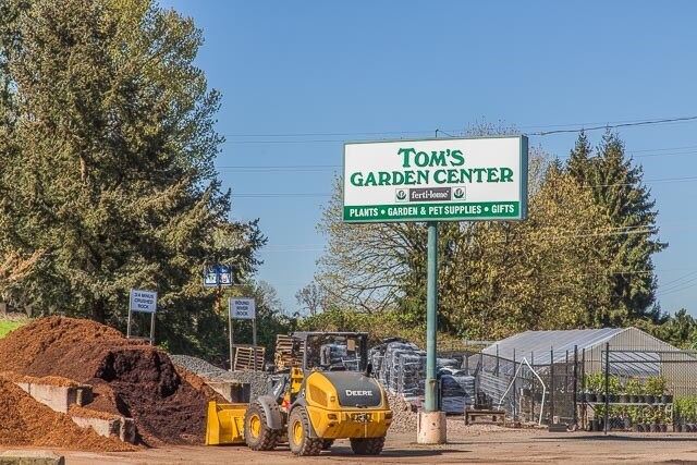 More Photos Of 350 Hickory St NW, Albany Garden Center For Lease