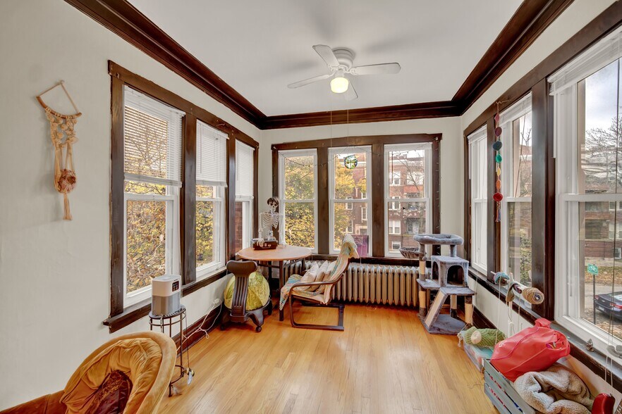 More Photos Of 6447 N Glenwood Ave, Chicago Multifamily For Sale