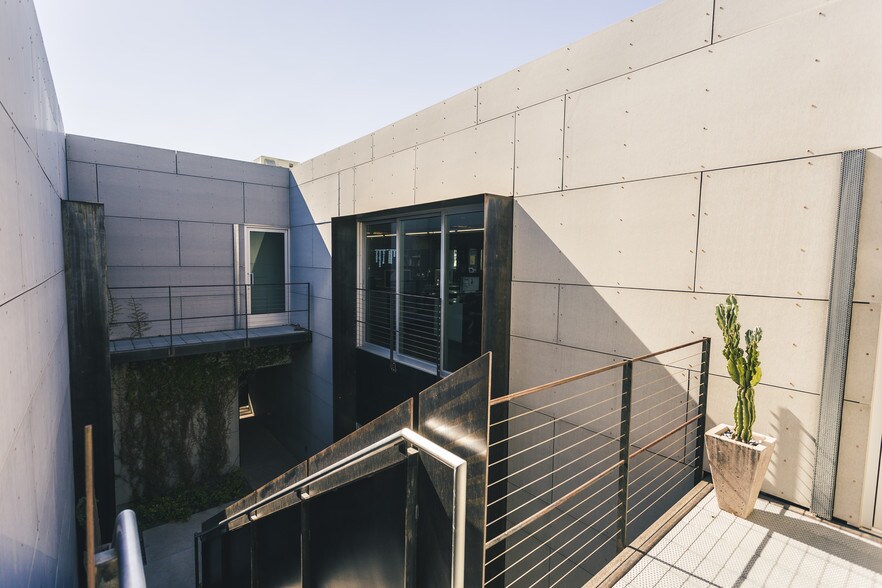 More Photos Of 828 N 3rd St, Phoenix Loft Creative Space For Lease