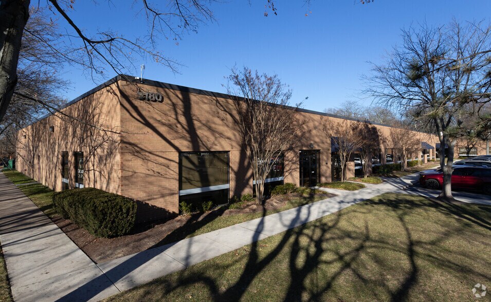 More Photos Of 9150 Rumsey Rd, Columbia Light Distribution For Lease