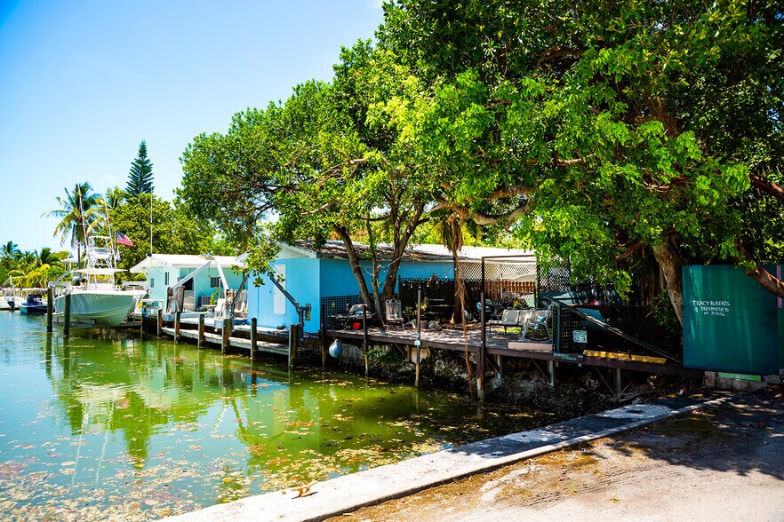 More Photos Of 2901 Overseas Hwy, Marathon Office Residential For Sale