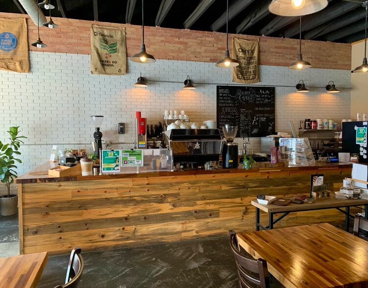 More Photos Of 111 E Main St, Atlanta Restaurant For Sale