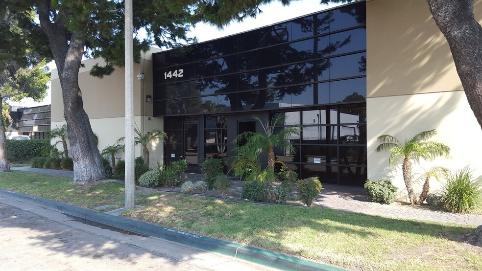 Primary Photo Of 1442 N Hundley St, Anaheim Warehouse For Lease