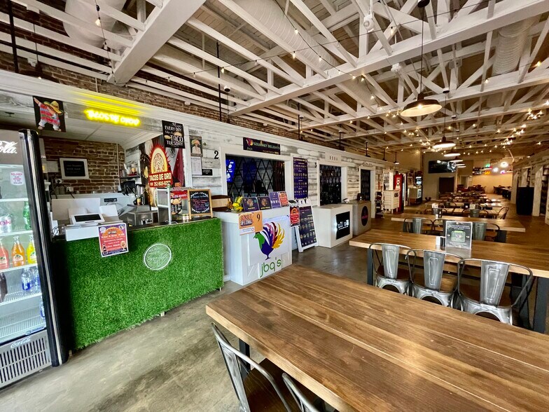 More Photos Of 24 E Magnolia Ave, Eustis Storefront For Lease