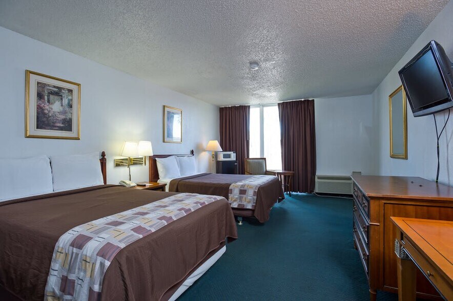 More Photos Of 910 Corn Products Rd, Corpus Christi Hotel For Sale