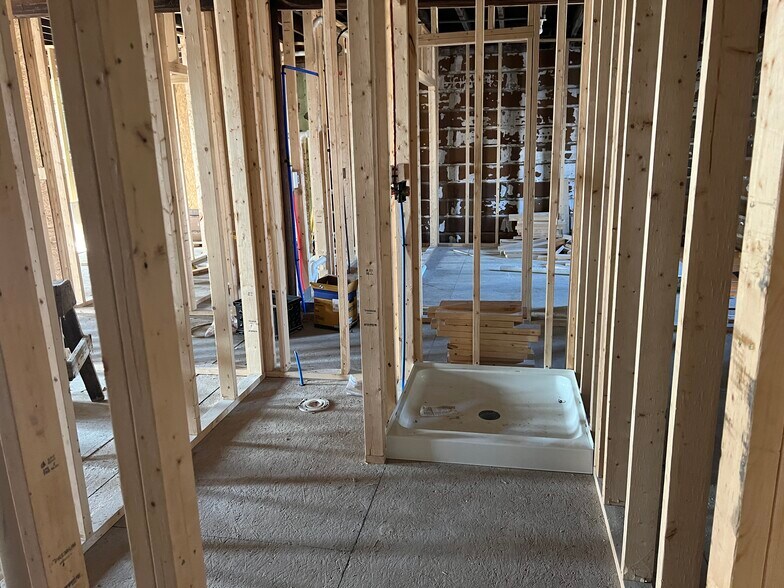 More Photos Of 1605 Broadway, Lorain Storefront Retail Residential For Sale