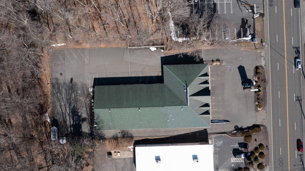 More Photos Of 477 Boston Post Rd, Orange General Retail For Sale