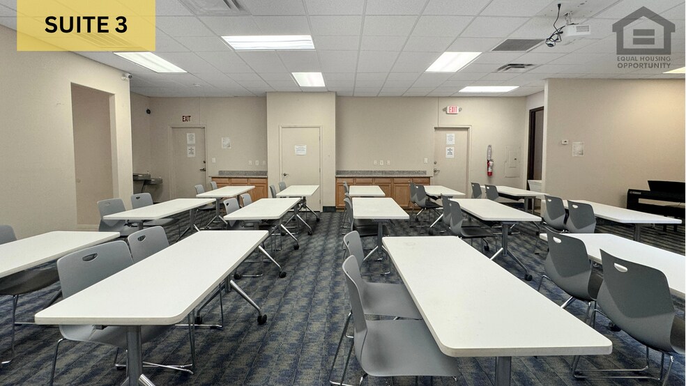 More Photos Of 201 E Cottonwood Ln, Casa Grande Office For Lease