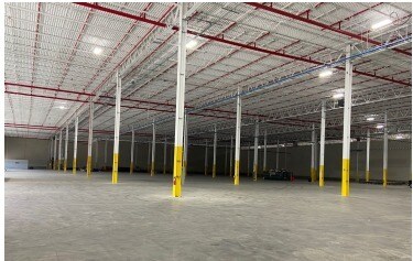 More Photos Of 1430 E 10 Mile Rd, Hazel Park Distribution For Lease