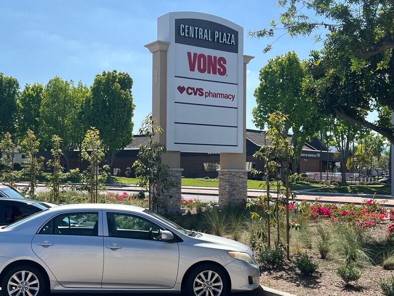 More Photos Of 700-960 Arneill Rd, Camarillo Unknown For Lease