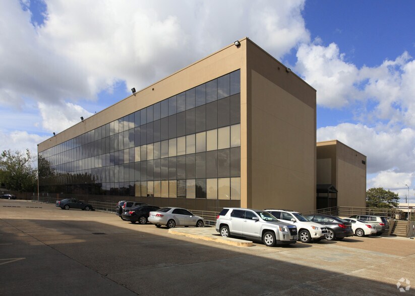 More Photos Of 12651 Briar Forest Dr, Houston Office For Lease