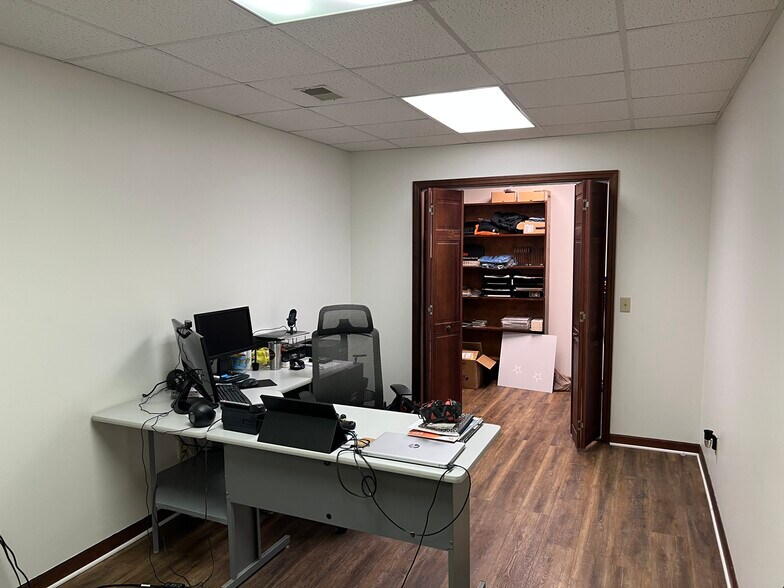 More Photos Of 185 Industrial Dr, Chickamauga Industrial For Sale