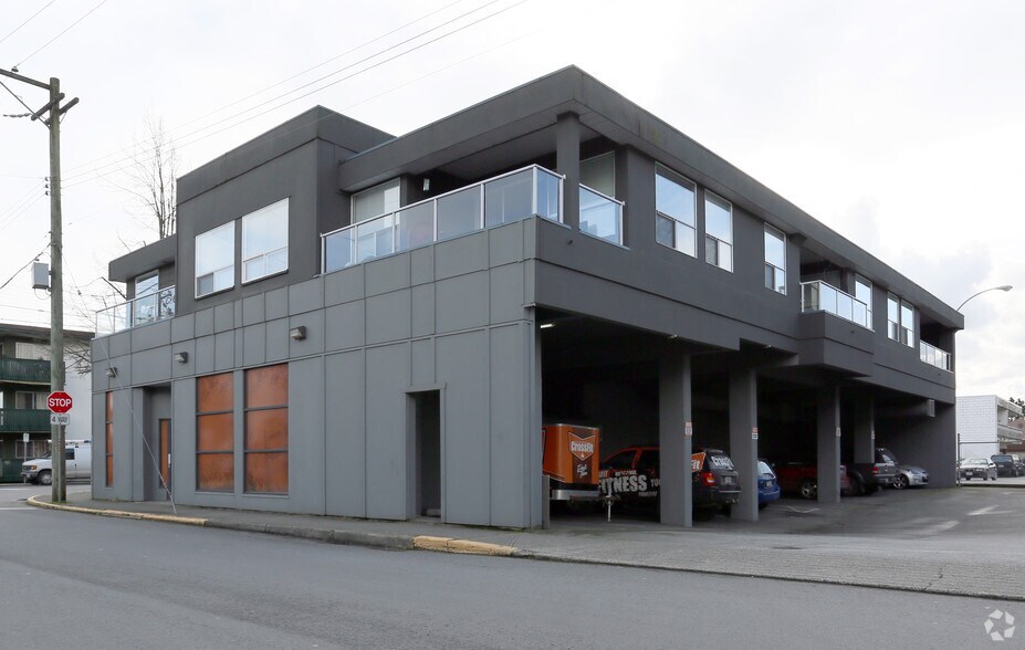 More Photos Of 11767 225th St, Maple Ridge Storefront Retail Office For Sale