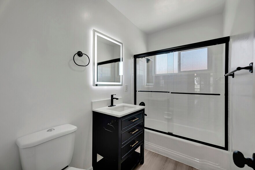 More Photos Of 12221 Peacock Ct, Garden Grove Apartments For Sale