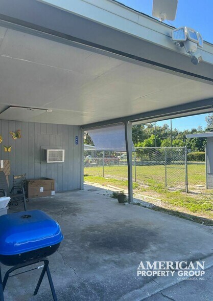 More Photos Of 2619 45th Ave W, Bradenton Apartments For Sale